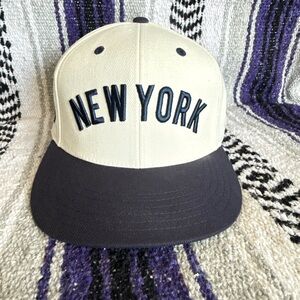 Vintage New York Yankees Hat Cap SnapBack Large Logo MLB Baseball 90s